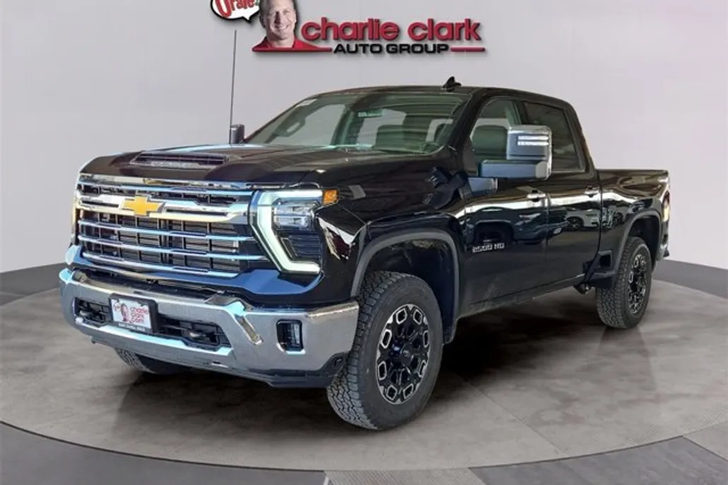 2025 Chevrolet Silverado 2500HD LTZ photo 1