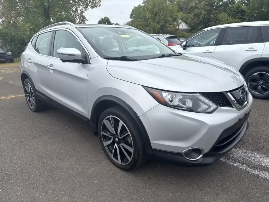 2019 Nissan Rogue Sport SL photo 1
