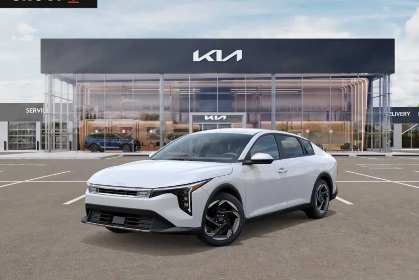 2025 Kia K4 EX photo 1