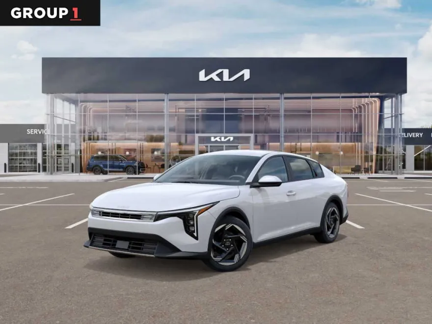 2025 Kia K4 EX photo 1