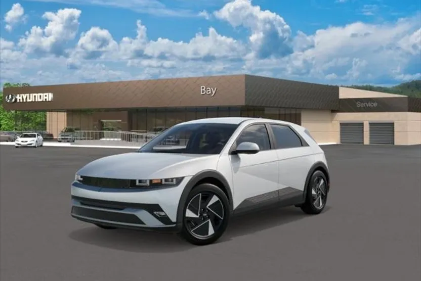 2025 Hyundai Ioniq 5 SE Standard Range photo 1