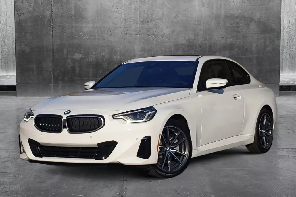 2025 Bmw 230i xDrive Coupe photo 1