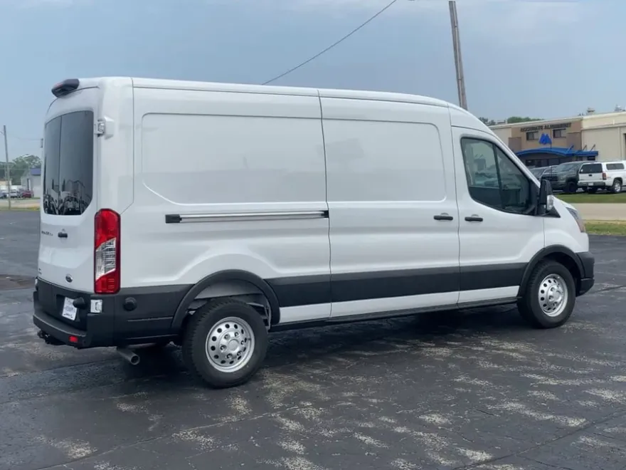 2025 Ford Transit Cargo Van photo 1