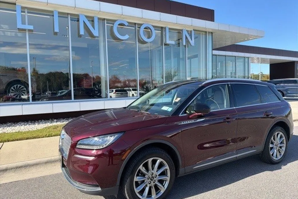2021 Lincoln Corsair Standard photo 1