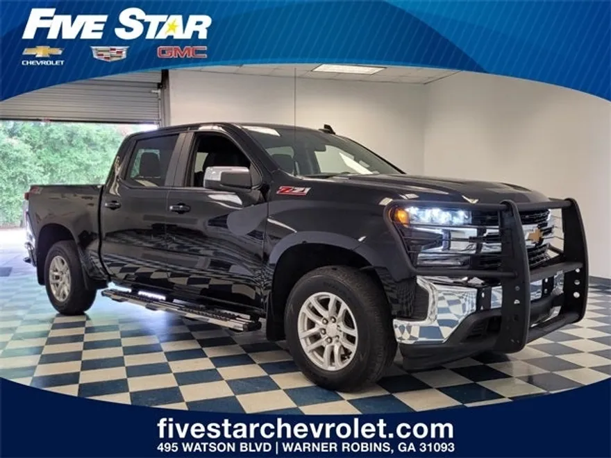 2022 Chevrolet Silverado 1500 LT photo 1