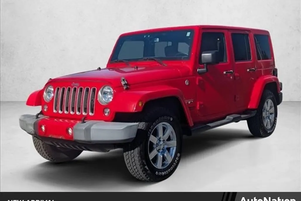 2016 Jeep Wrangler Unlimited Sahara photo 1