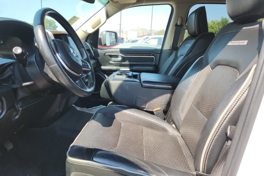 2021 Ram 1500 Laramie photo 1