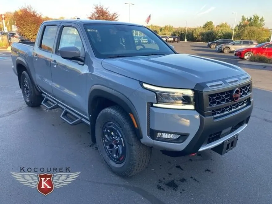 2025 Nissan Frontier PRO-4X photo 1