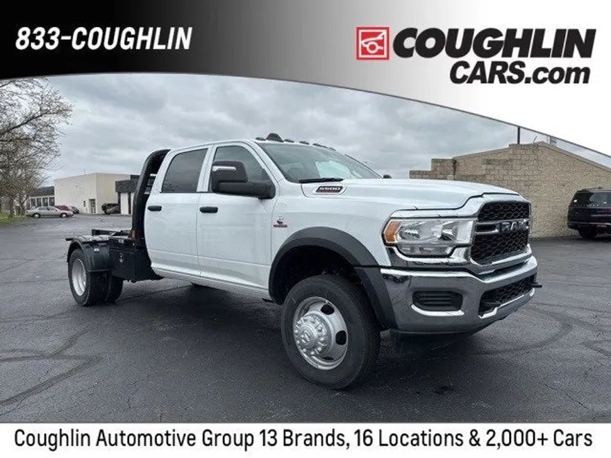 2024 Ram 5500 Tradesman photo 1