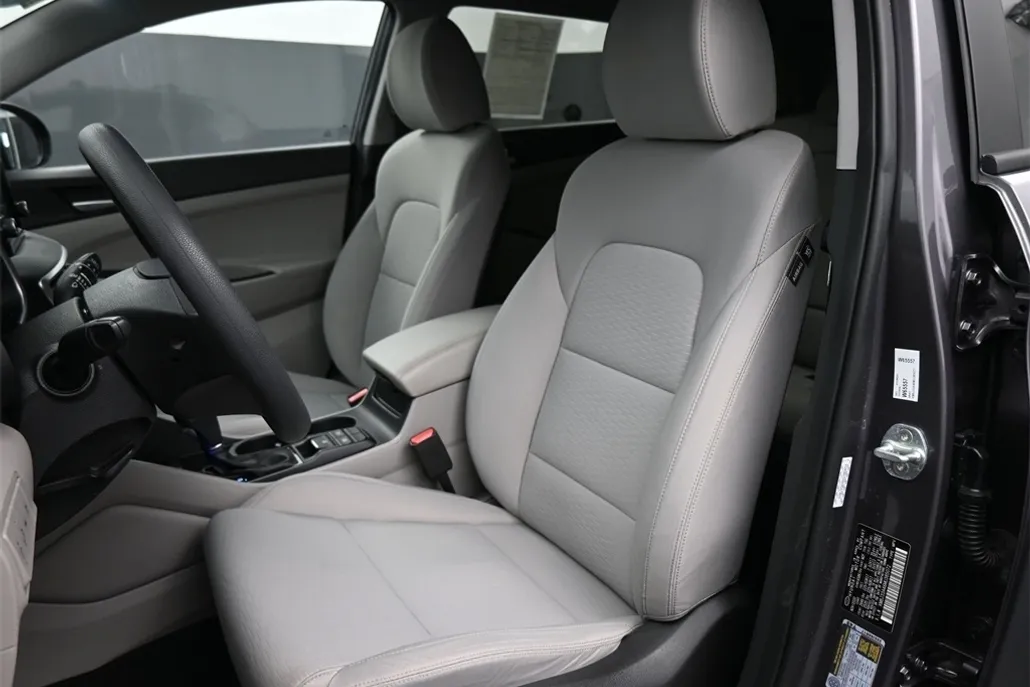 2021 Hyundai Tucson Value photo 1