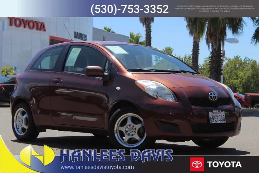 2009 Toyota Yaris photo 1
