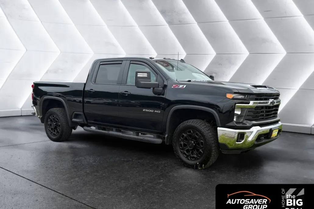 2024 Chevrolet Silverado 2500HD LT photo 1