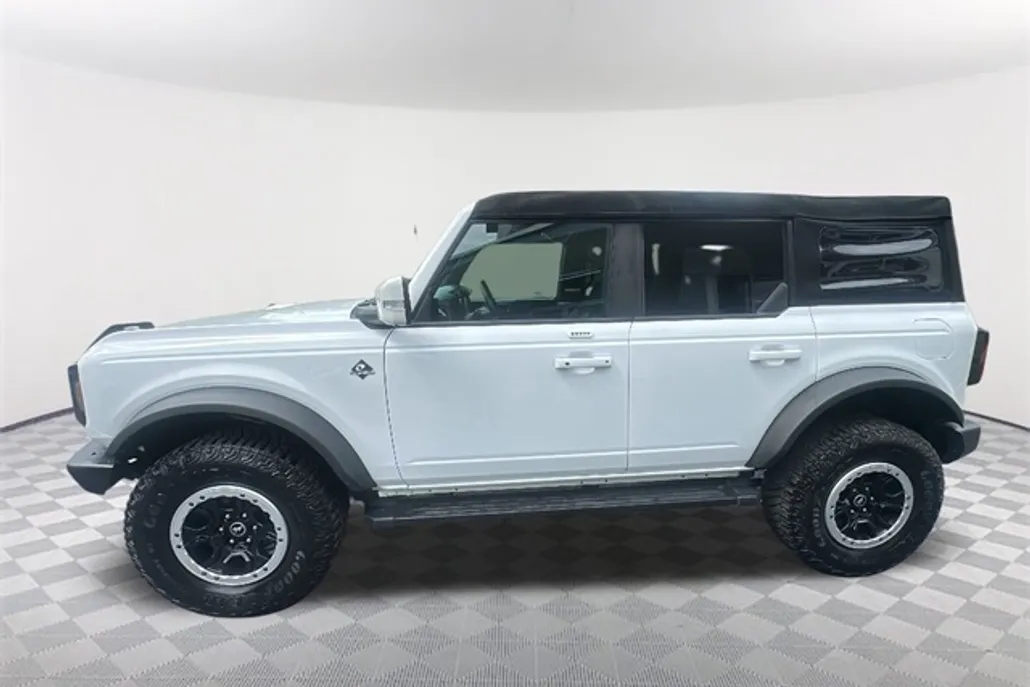 2023 Ford Bronco Base Big Bend Black Diamond Outer Banks Badlands Wildtrak Everglades photo 1