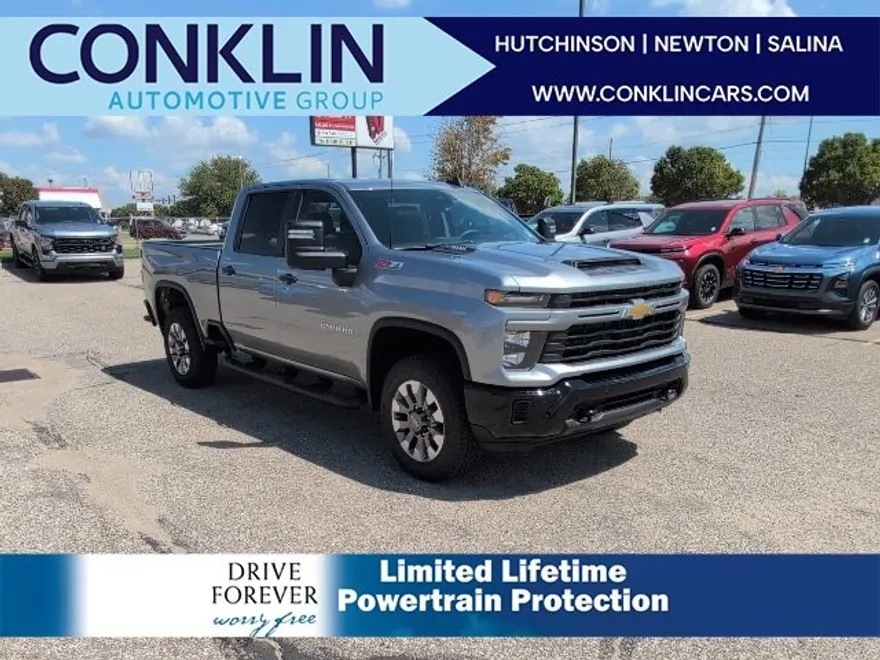 2025 Chevrolet Silverado 2500HD Custom photo 1