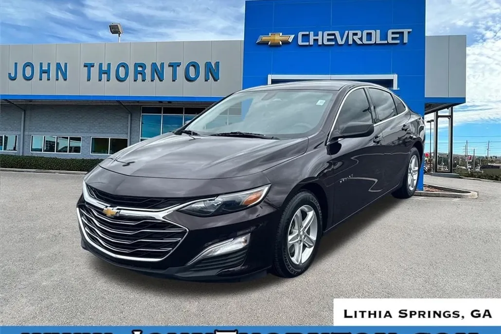 2021 Chevrolet Malibu LS photo 1