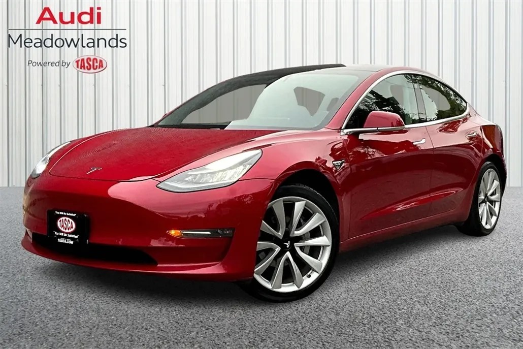 2018 Tesla Model 3 Long Range photo 1