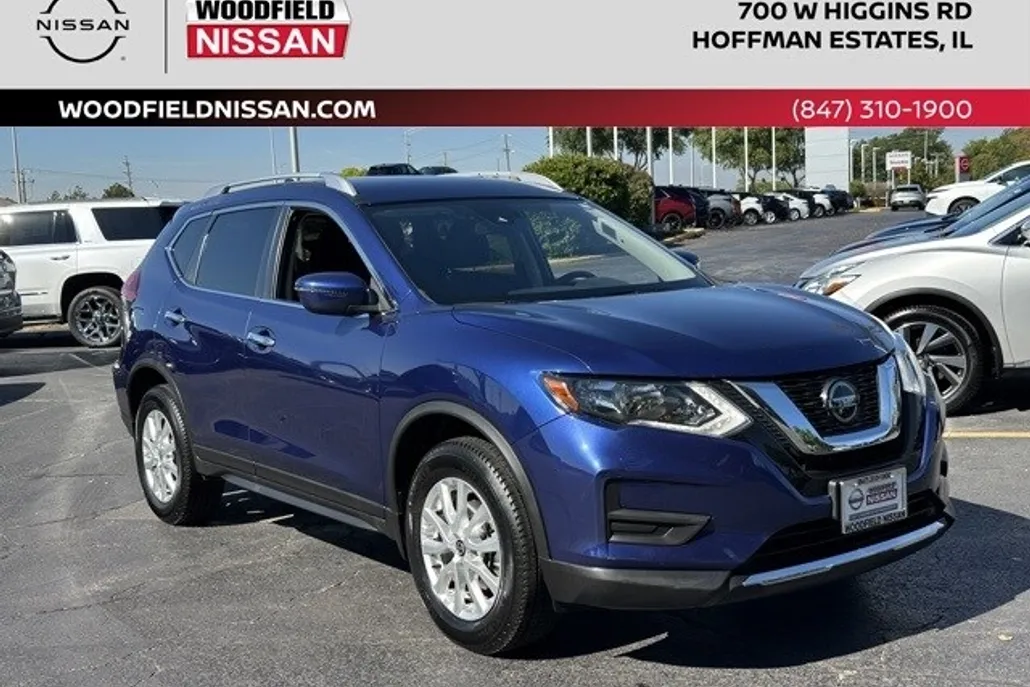 2020 Nissan Rogue SV photo 1