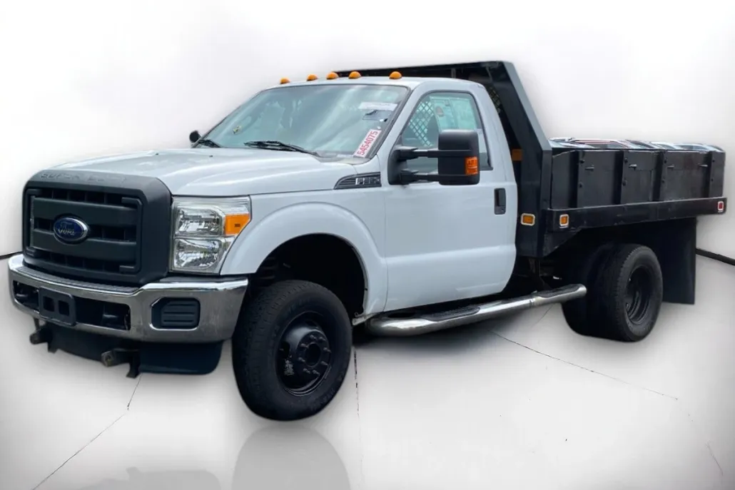 2015 Ford F-350 XL photo 1