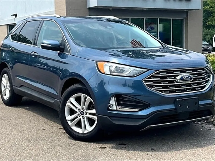 2019 Ford Edge SEL photo 1