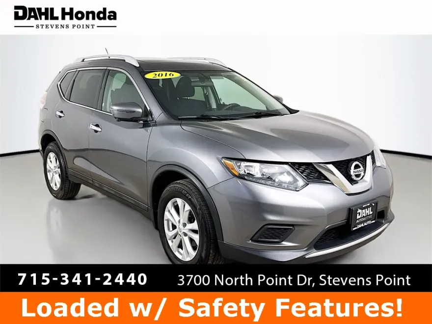 2016 Nissan Rogue SV photo 1