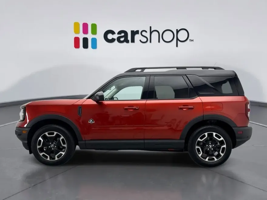 2024 Ford Bronco Sport Outer Banks photo 1