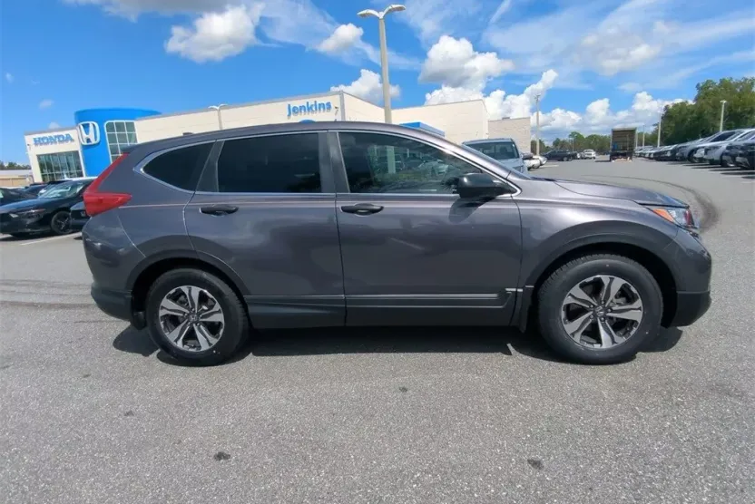 2019 Honda CR-V LX photo 1
