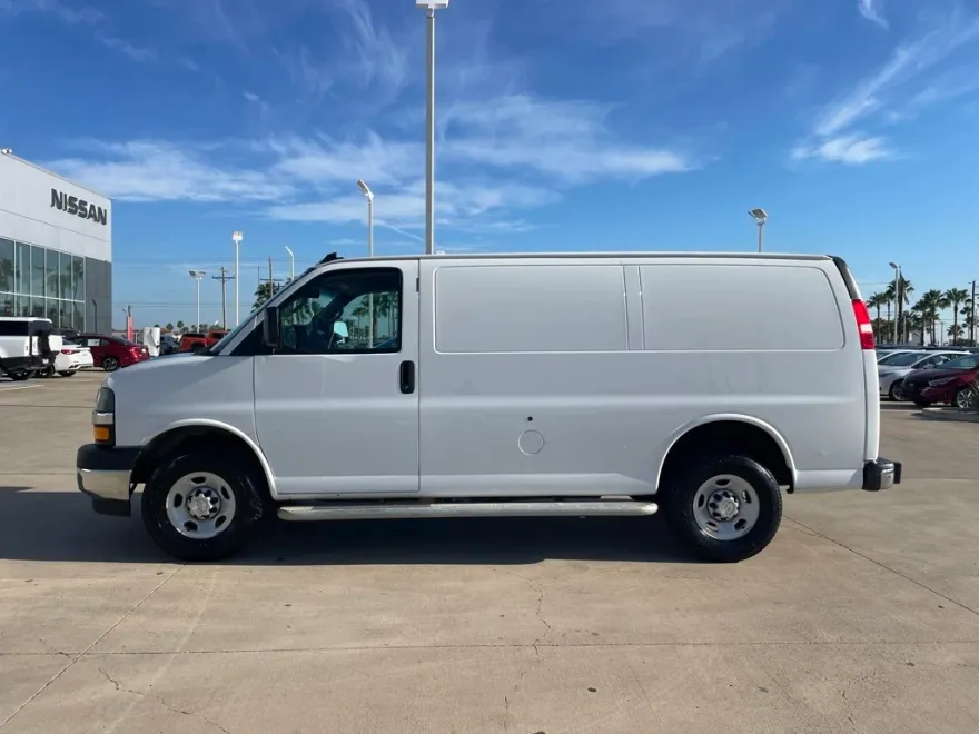 2024 Chevrolet Express 2500 Work Van photo 1