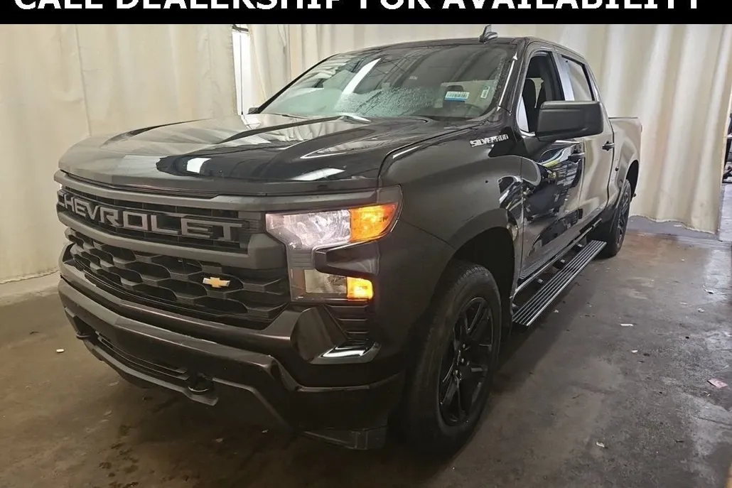 2022 Chevrolet Silverado 1500 Custom photo 1