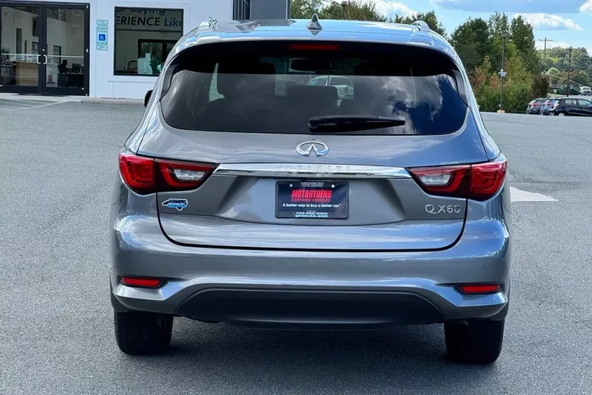 2020 Infiniti QX60 Luxe photo 1
