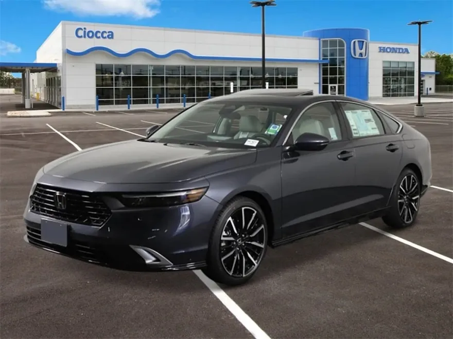 2025 Honda Accord Hybrid Touring photo 1