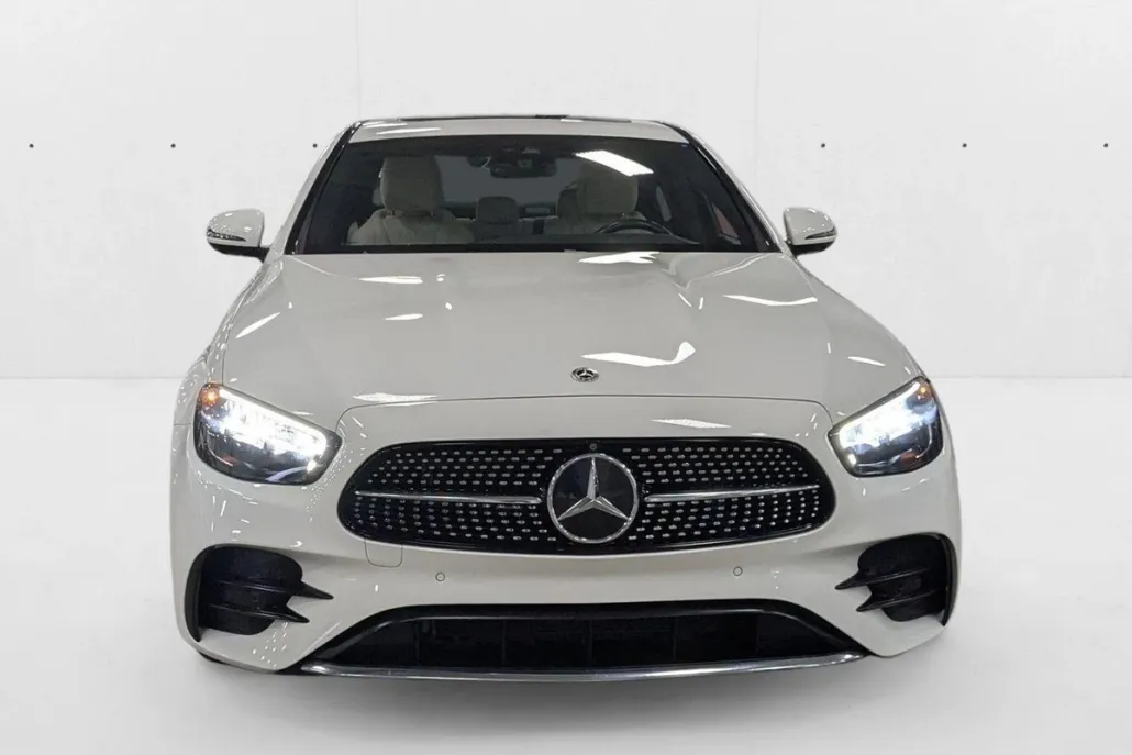 2022 Mercedes Benz E 350 Sedan photo 1