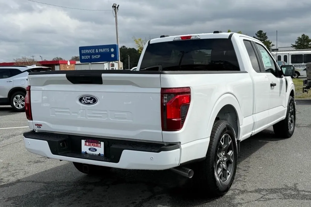 2025 Ford F-150 STX photo 1