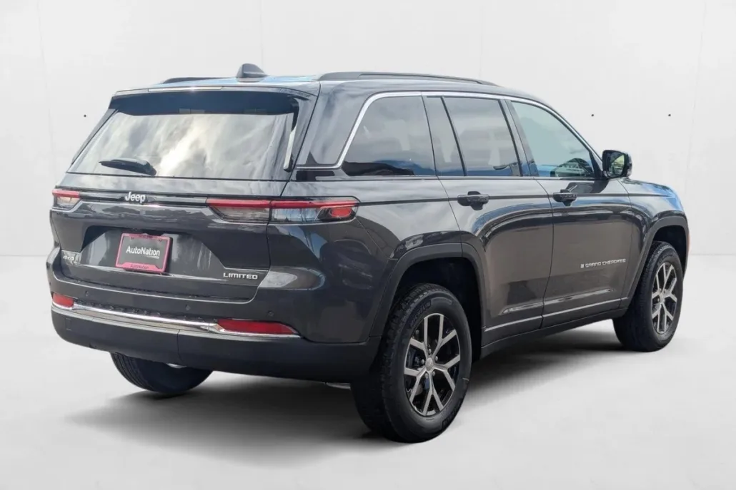 2025 Jeep Grand Cherokee Limited photo 1