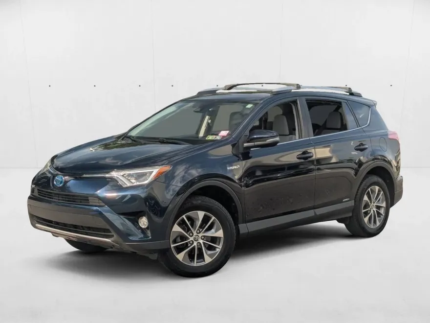 2018 Toyota RAV4 Hybrid XLE photo 1