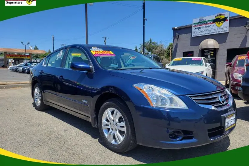 2011 Nissan Altima Hybrid photo 1