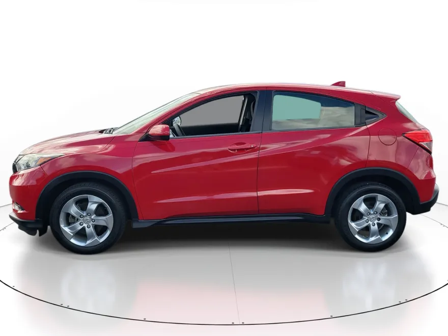 2016 Honda HR-V LX photo 1