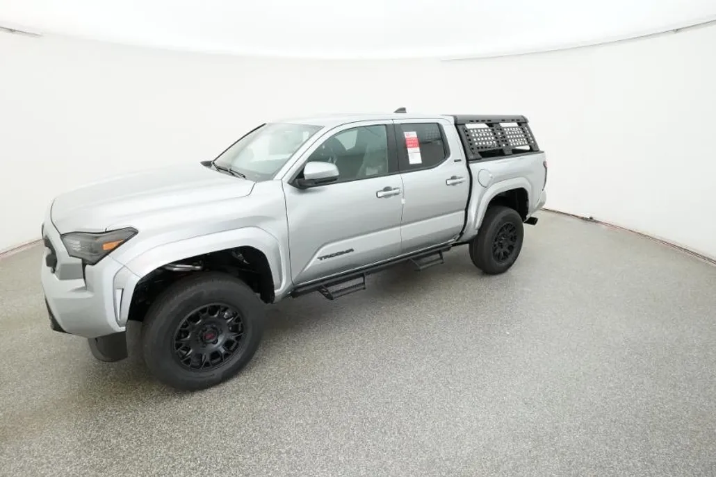2025 Toyota Tacoma SR5 photo 1