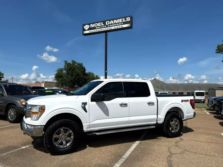 2022 Ford F-150 XLT photo 1