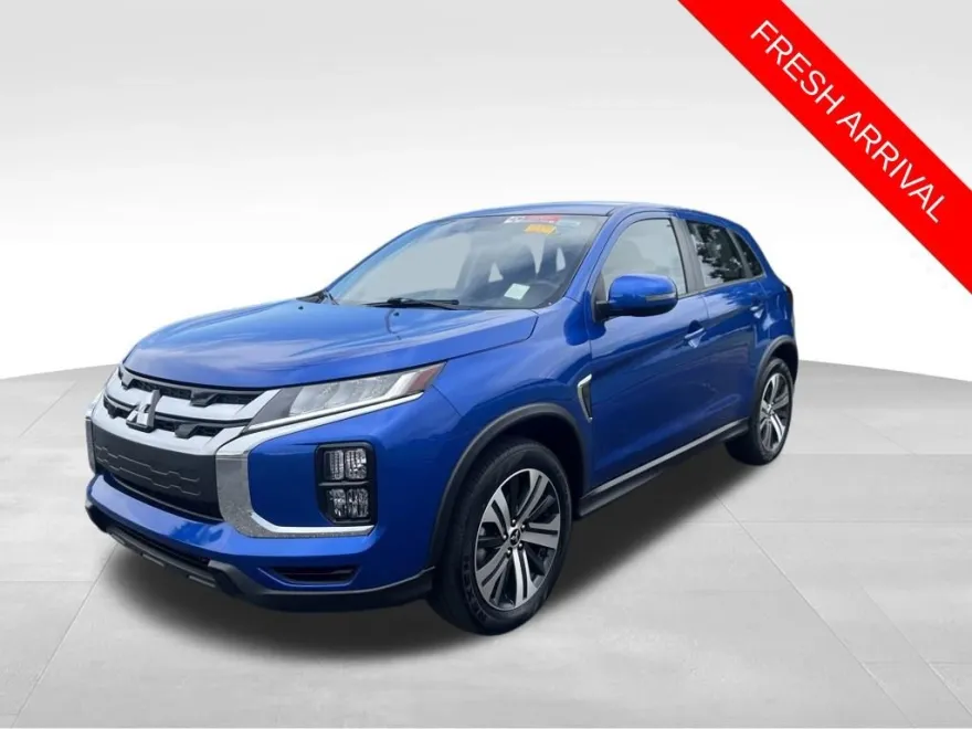 2023 Mitsubishi Outlander Sport SE photo 1