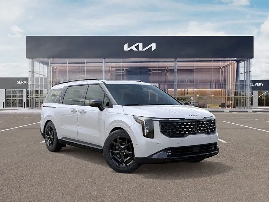 2026 Kia Carnival SX photo 1
