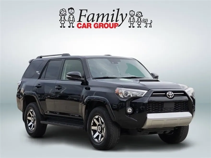 2024 Toyota 4Runner TRD Off-Road Premium photo 1