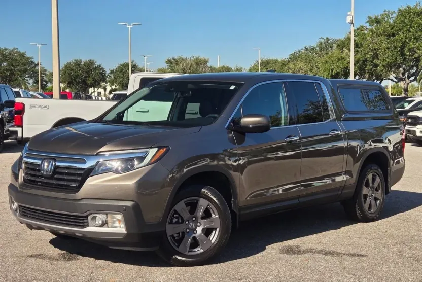 2020 Honda Ridgeline RTL-E photo 1
