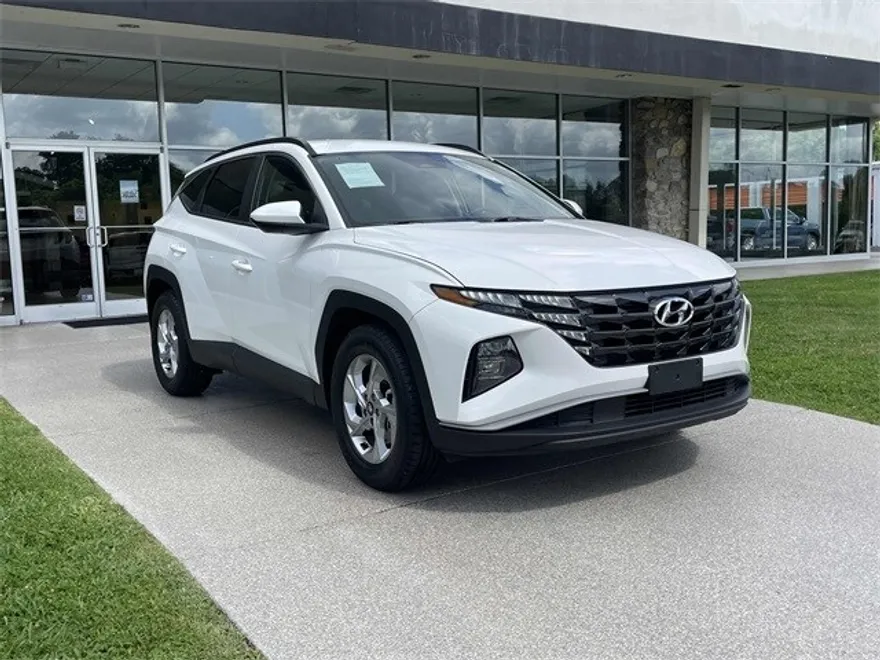 2024 Hyundai Tucson SEL photo 1