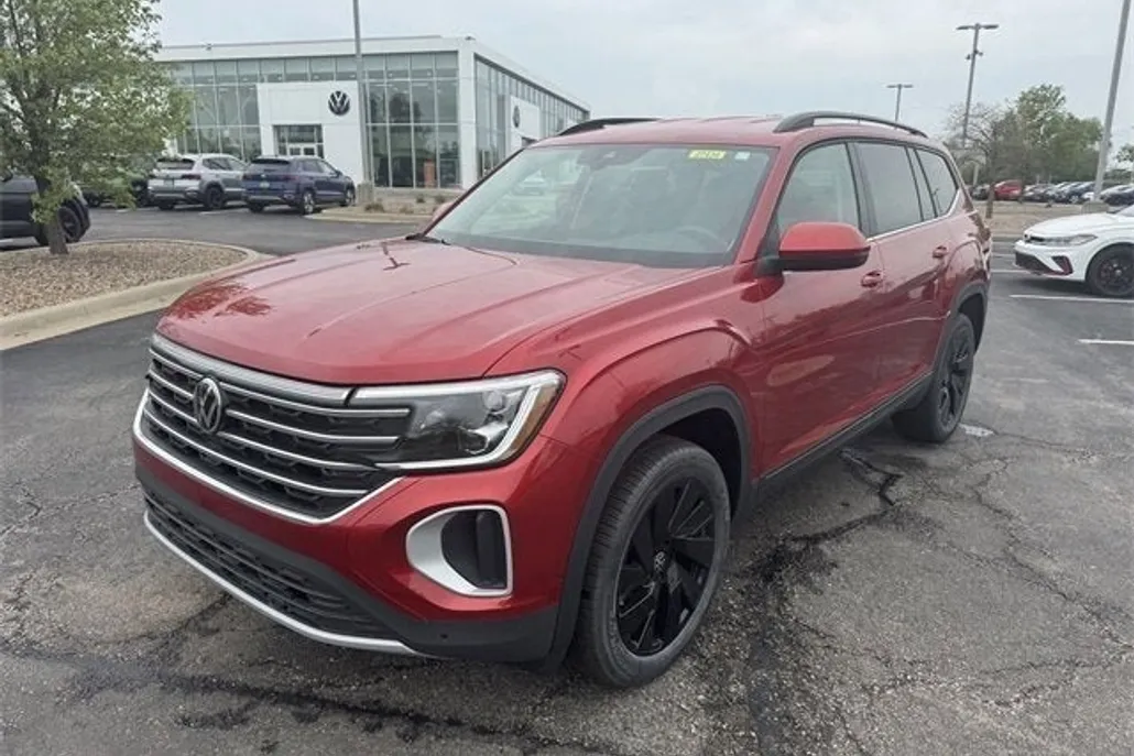 2025 Volkswagen Atlas SE Technology photo 1
