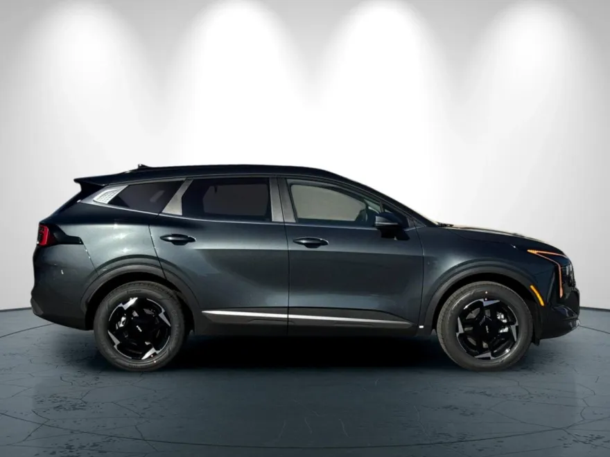 2026 Kia Sportage Hybrid EX photo 1