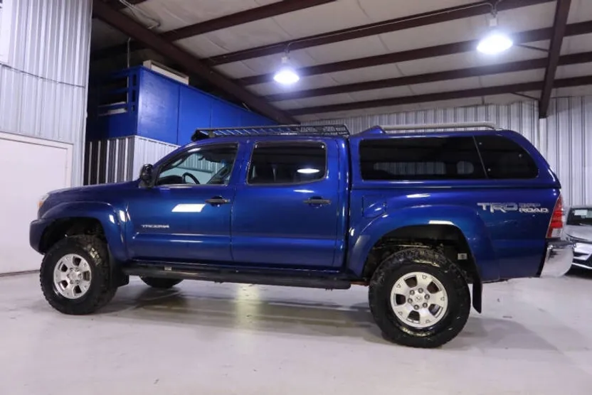 2015 Toyota Tacoma V6 SR5 Double Cab 4x4 photo 1