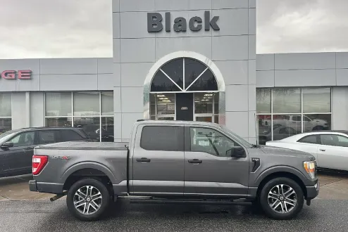 2022 Ford F-150 XL photo 1