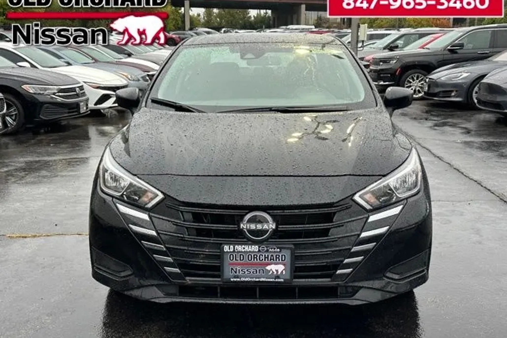 2024 Nissan Versa 1.6 S photo 1