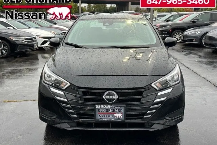 2024 Nissan Versa 1.6 S photo 1