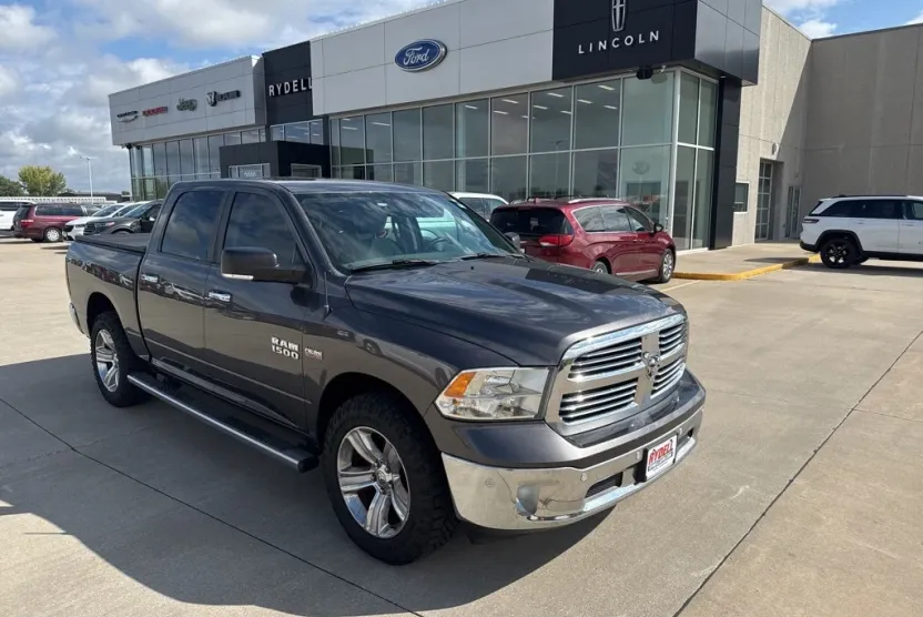 2014 Ram 1500 Big Horn photo 1